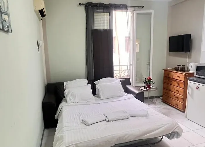 Umbaa - Cute Studio